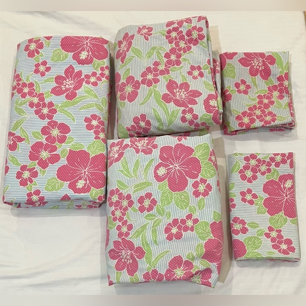 Tommy Hilfiger pink Hibiscus blue stripes Floral bed sheets bundle